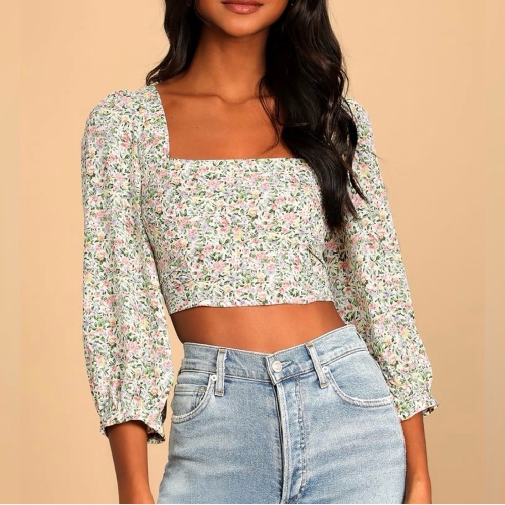 Lulu's Multicolor Floral Long Sleeve Crop Festival Size Small